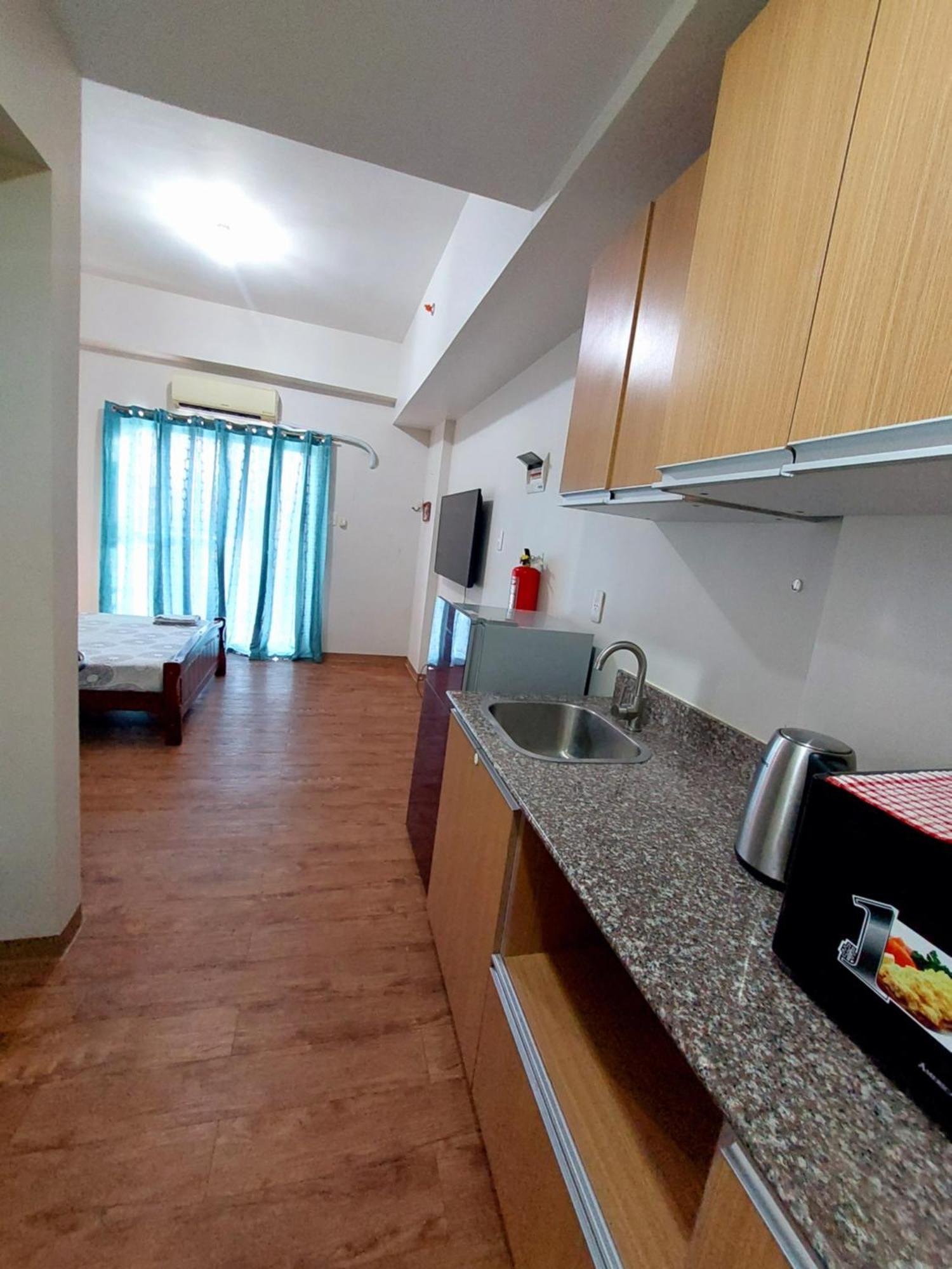 Ania Suite Room マクタン エクステリア 写真