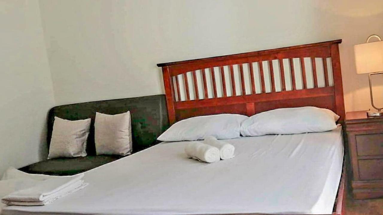 Ania Suite Room マクタン エクステリア 写真